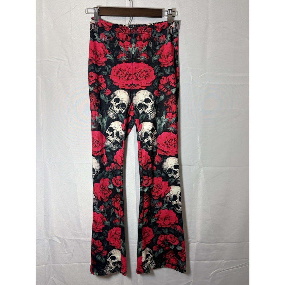 Floral Skull and Rose Leggings size Medium Gothic Grunge